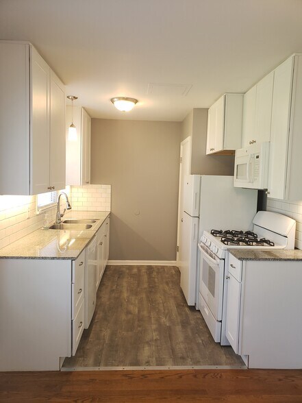Building Photo - 6615 Walrond Ave