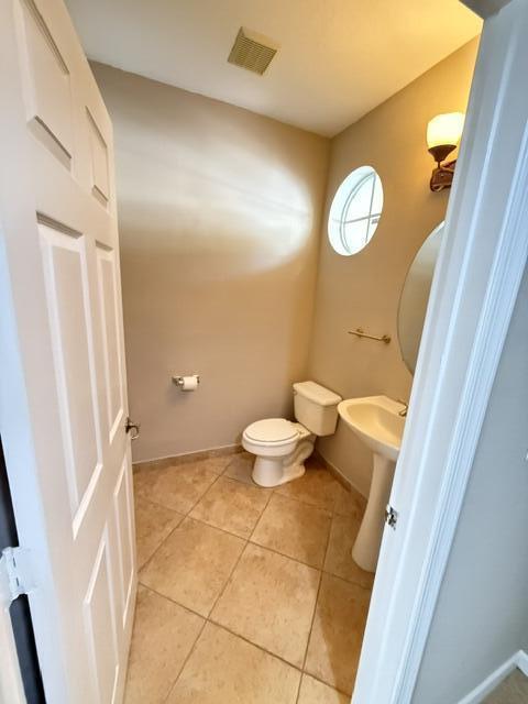 Building Photo - 3075 N Evergreen Cir