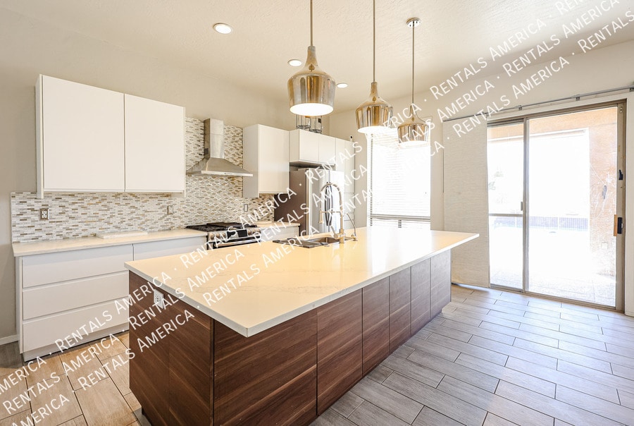 Building Photo - 4154 N Starry Pass Cir