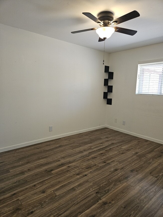 Building Photo - Very nice 2 Bed 1 Bath Downtown Chandler