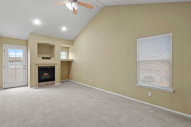 Building Photo - "Charming 3-Bed El Paso Retreat with Cozy ...