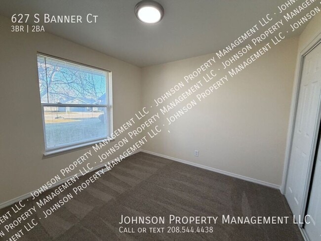 Building Photo - 627 S Banner Ct