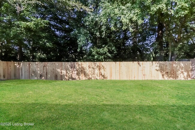 Building Photo - 7116 Blue Stream Ct