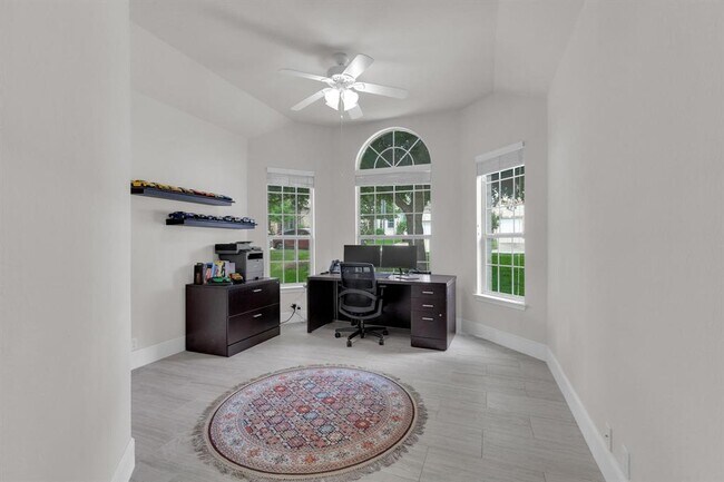 Building Photo - 2613 Corabella Pl