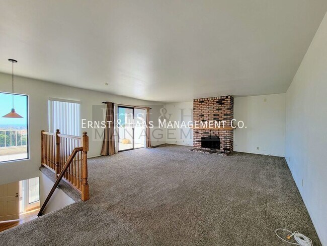 Building Photo - 2755 E Hill St