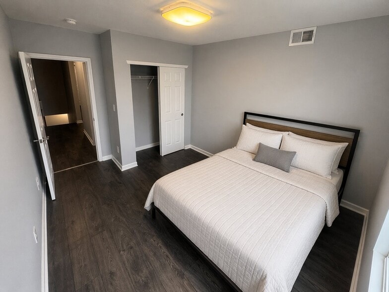 Building Photo - 2202 N Bouvier St