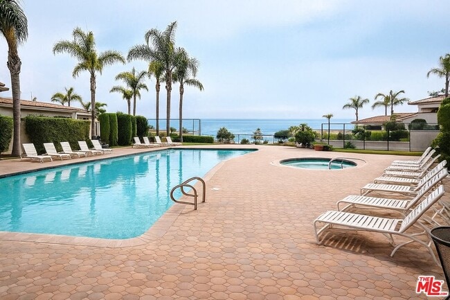 Building Photo - 6401 Via Baron