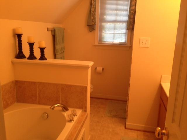 Building Photo - 1935 E Old Mountain Rd