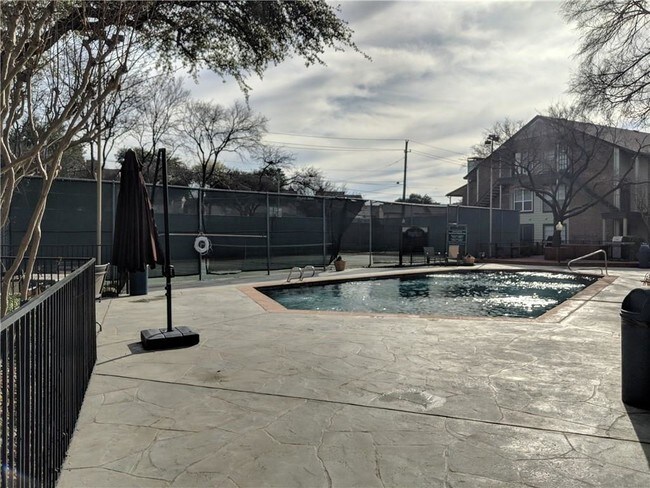 Building Photo - 5981 Arapaho Rd