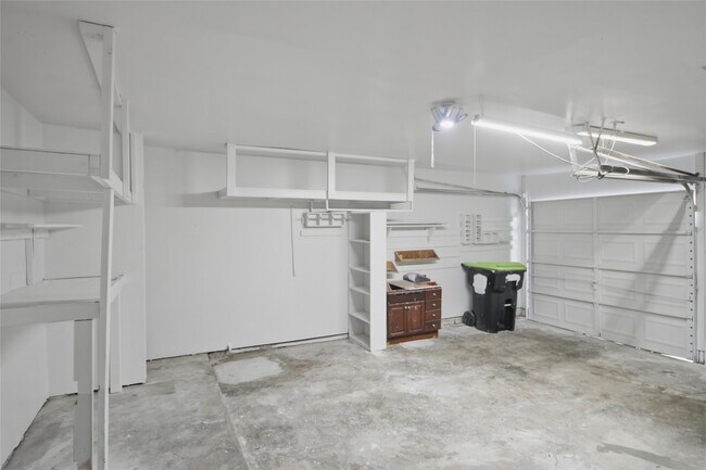 Building Photo - 13811 Crosshaven Dr