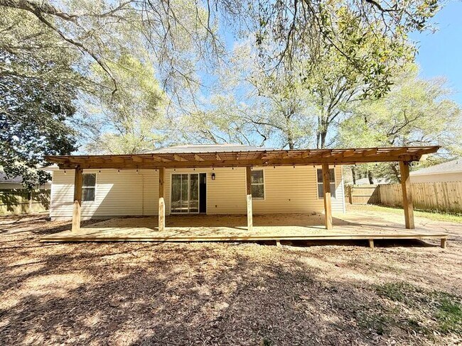 Building Photo - 4219 Crosswinds Drive