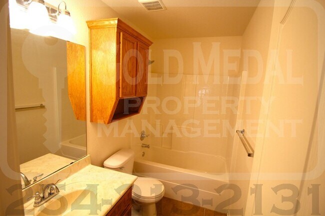 Building Photo - Fresh Vibes on Llano Estacado – Your Next Chapter Starts Here!