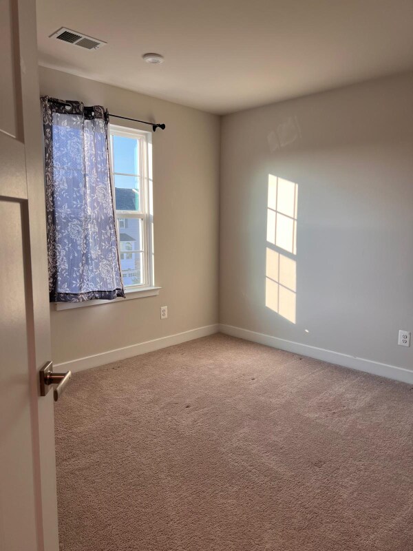 Building Photo - 304 Theodora Way