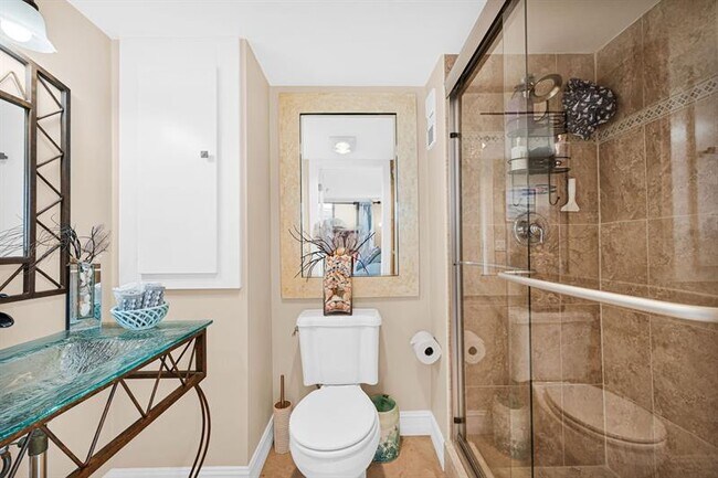 Building Photo - 3301 S Ocean Blvd