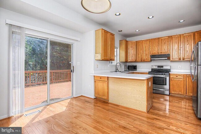 Building Photo - 45527 Grand Central Sq