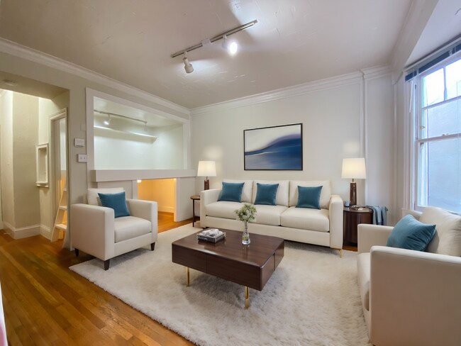 Interior Photo - Hyde Park Apartments LLC.