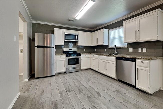 Building Photo - 417 Mystic Trail Loop