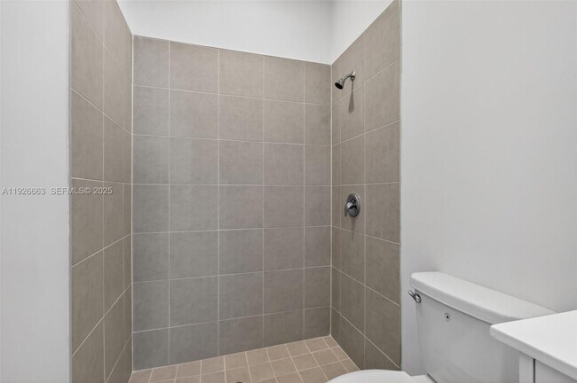 Building Photo - 13835 SW 261st Terrace