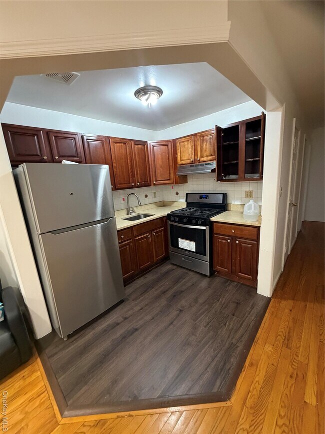 Building Photo - 17207 90th Ave