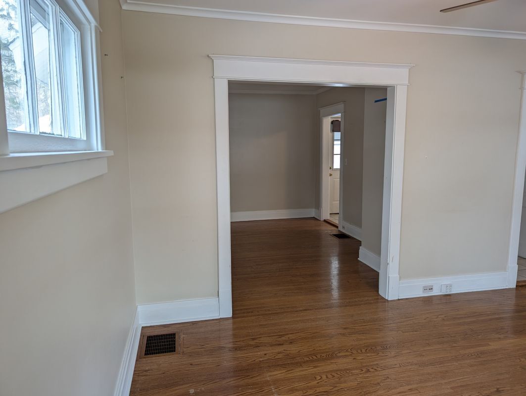 Building Photo - 81 Church St