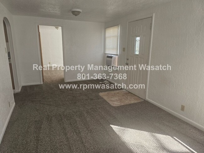 Building Photo - 297 Marvista Ln