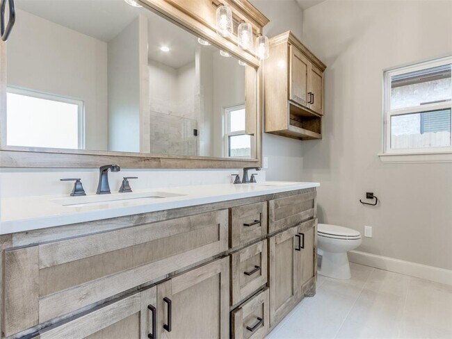 Building Photo - 3005 SW 133rd St