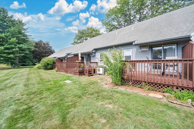 Building Photo - 1 Abbott Rd