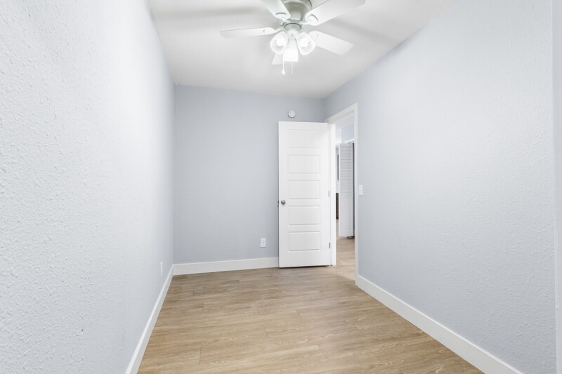 Building Photo - 901 N Gaskill St