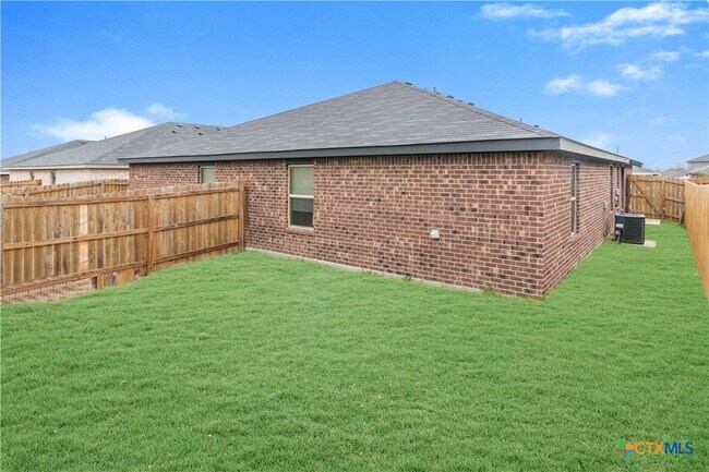 Building Photo - 2317 A Alterman Dr