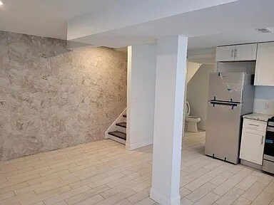 Entry and Living Area - 3082 Norcott Dr