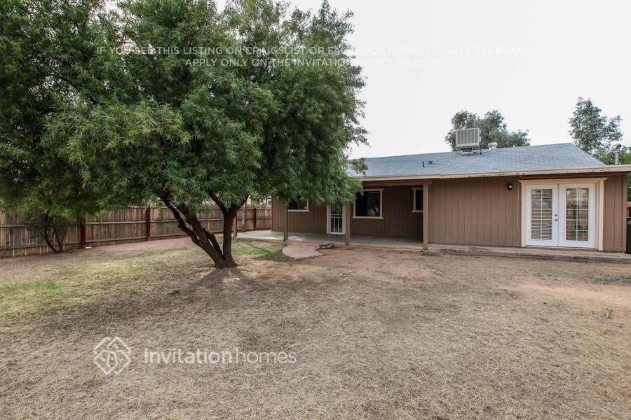 Building Photo - 607 S Pioneer