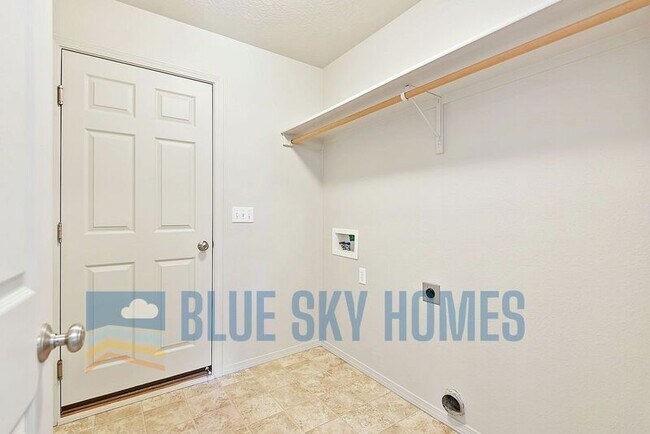 Building Photo - 19712 Susquehanna Way