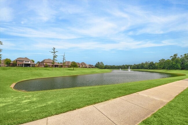 Building Photo - 18531 Duke Lake Dr