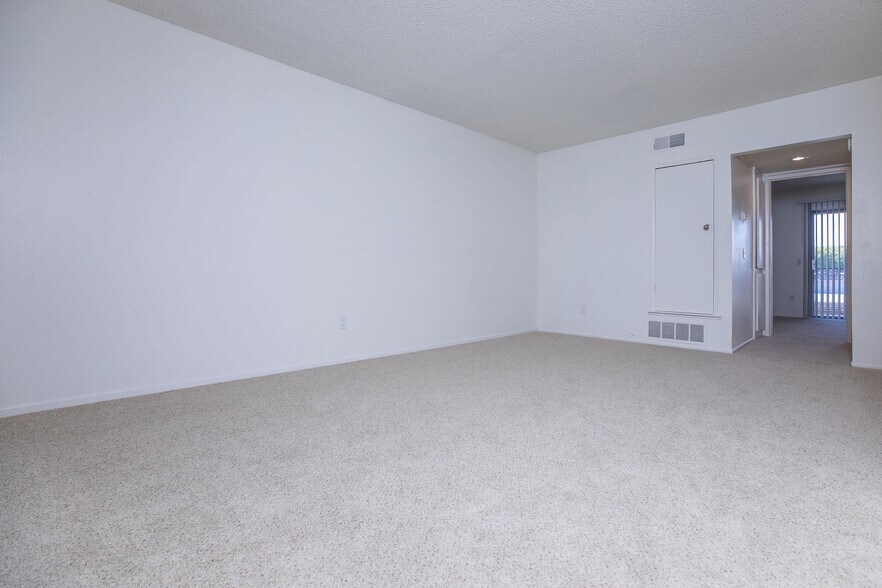 Building Photo - Belinda Apartment Homes