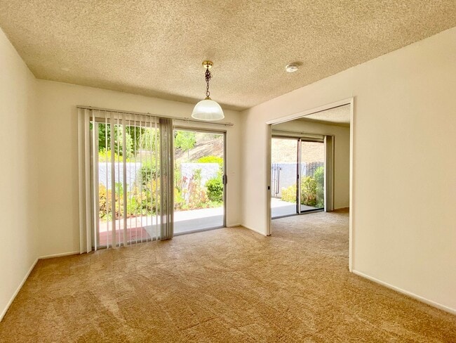 Building Photo - 3654 Summershore Ln