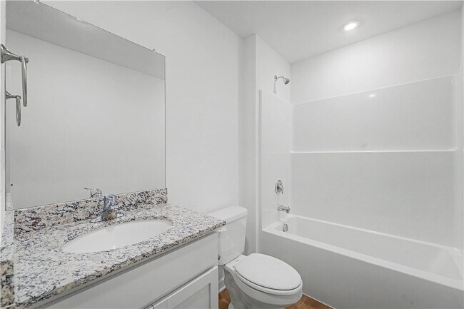 Building Photo - 3021 Laredo Ln