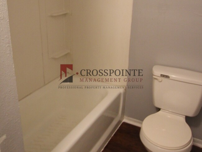 Building Photo - Now Available: 2 Bedroom, 1 Bath Home in Tyler, TX!