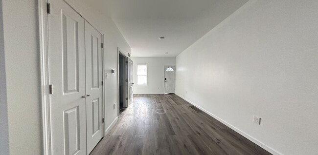 Building Photo - Modern Philly Townhouse w/ Luxury Finishes