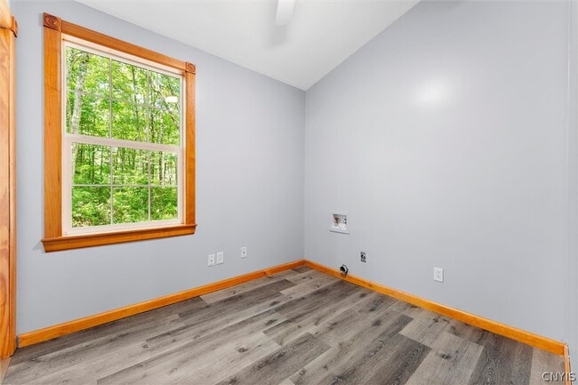 Building Photo - 37 34th St