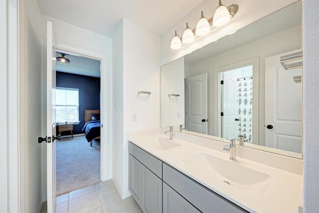 Building Photo - 156 Verdejo Dr