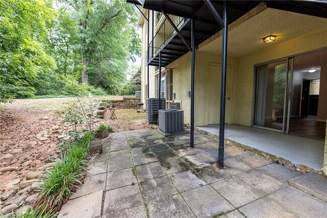 Building Photo - 2398 Lawrenceville Hwy