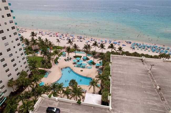 Building Photo - 3901 S Ocean Dr
