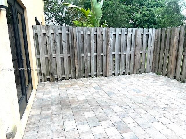 Building Photo - 5505 NW 27th Ct