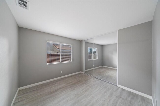 Building Photo - Modern Upgrades, Remodeled Kitchen & Baths, Prime Moreno Valley Location