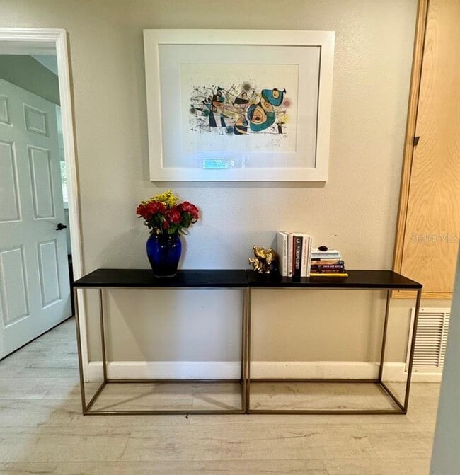 Building Photo - 1815 Barker Dr