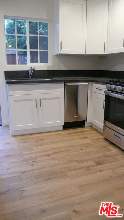 Building Photo - 252 Hampton Dr