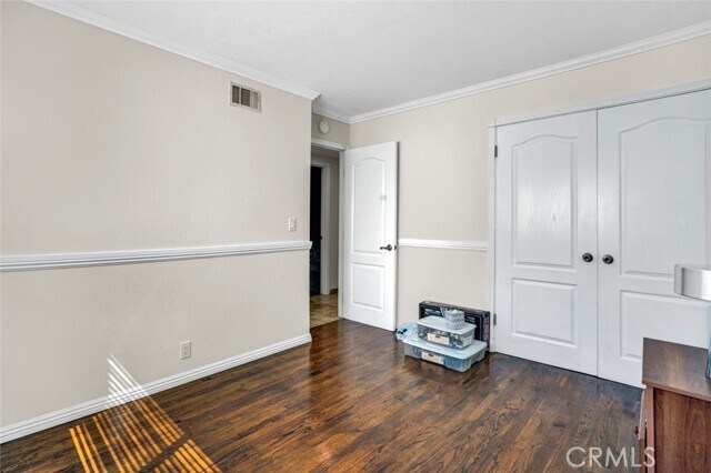Building Photo - 15442 Eiffel Cir