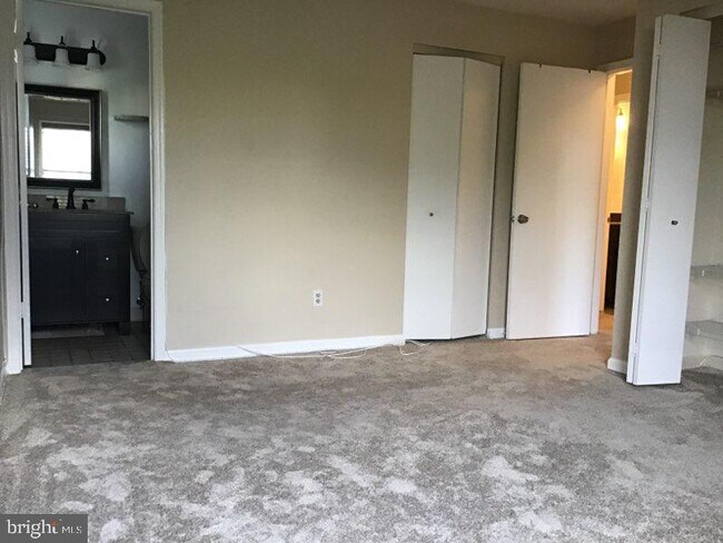 Building Photo - 6609 Rapid Water Way