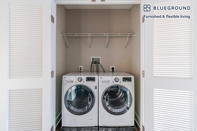 Building Photo - 1515 Richmond Hwy