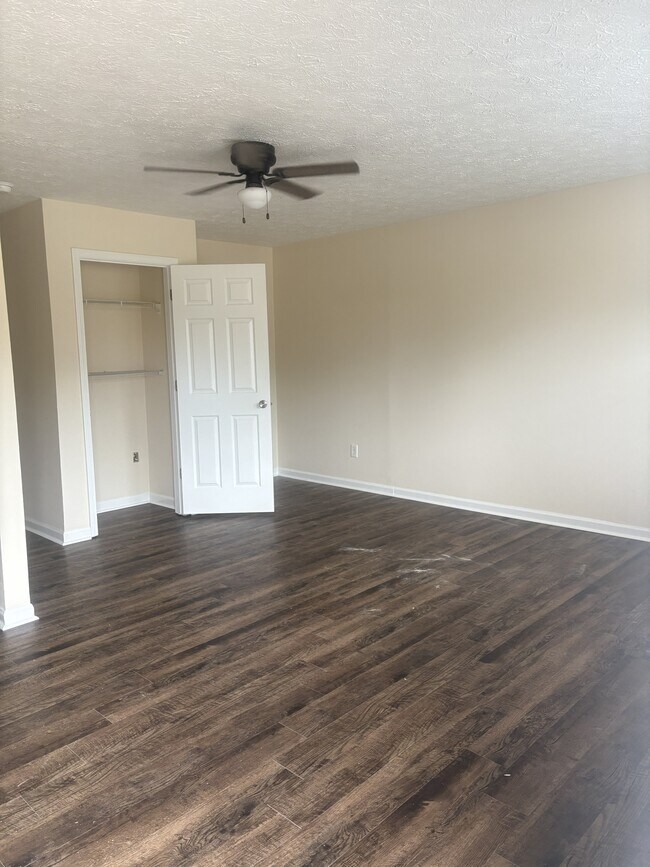 Building Photo - 1720 McGregor Ct